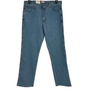 NWT Wrangler Mens Medium Wash Relaxed Straight Leg Denim Jeans High Rise 34x32
